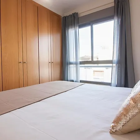 Apartman Center Flat Terrace & Parking