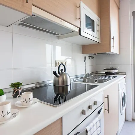 Center Flat Terrace & Parking Apartment Malaga