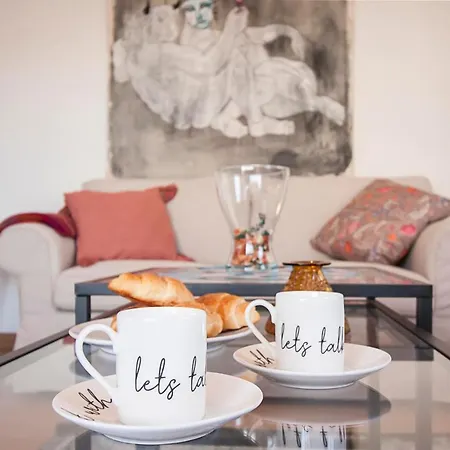 Center Flat Terrace & Parking Apartment *